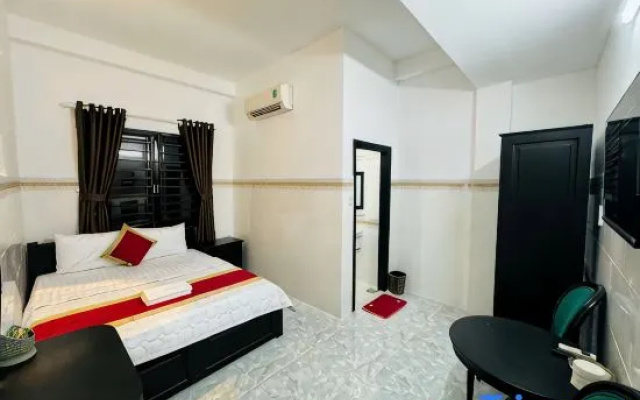 Phú Gia Hotel Phu My Quan 7