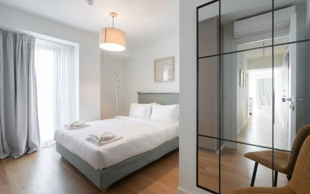 LIV Athinum 1 - Luxury Apartment 5A