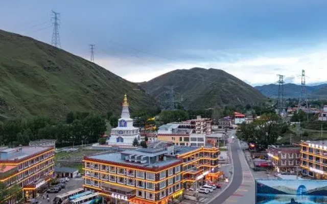Lavande Hotel (Kangding Xinduqiao Town)