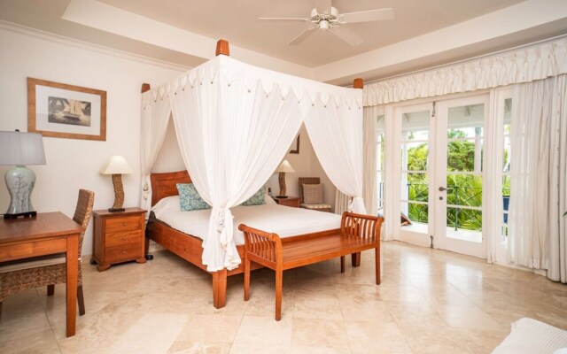 Schooner Bay 112 by Blue Sky Luxury
