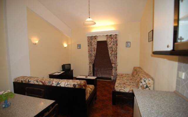 Penelope Suites