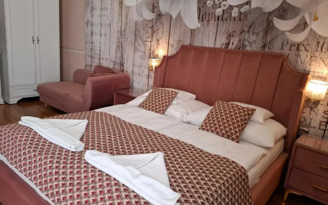 Kék Lagúna Apartmanok