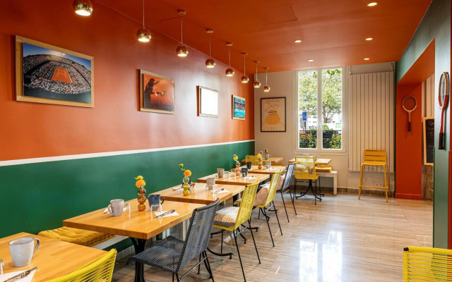 Hotel Olympic Paris Boulogne by Patrick Hayat