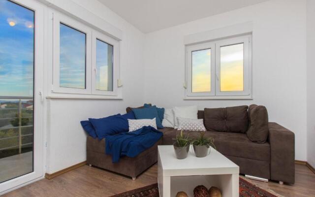 Apartments Gornje Starine