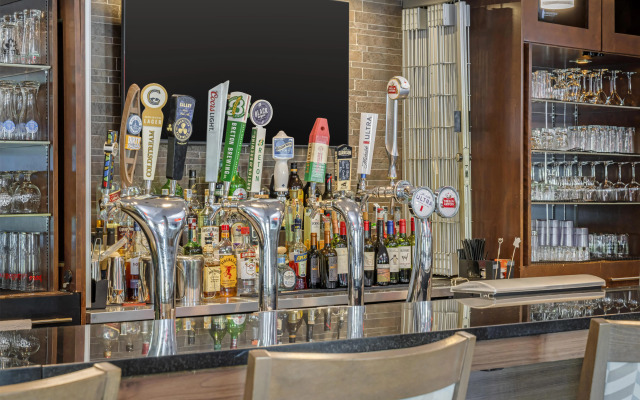 Best Western Plus Dartmouth Hotel & Suites