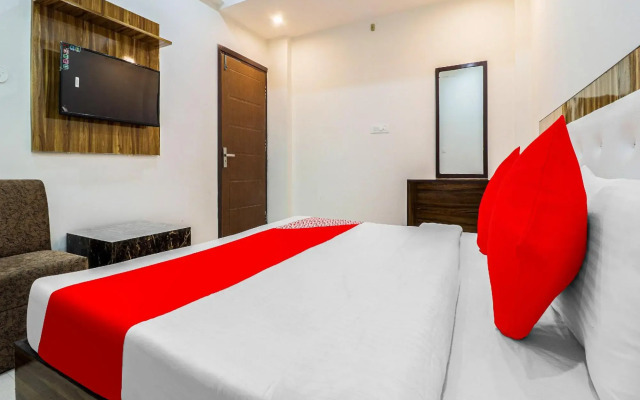 OYO Flagship 86255 Hotel Elite Inn