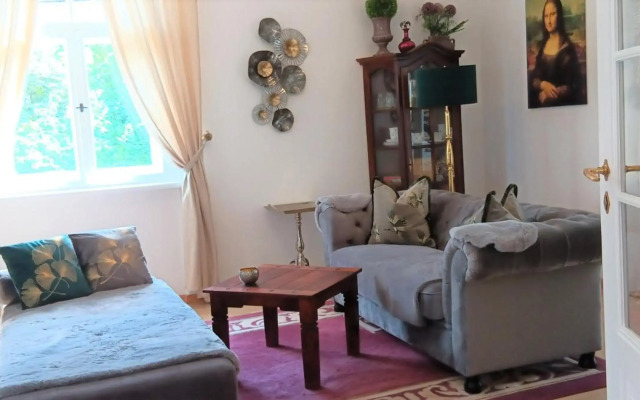 VILLA FREIA Dresden & Großer Garten Wohlfühlfactory by Freia