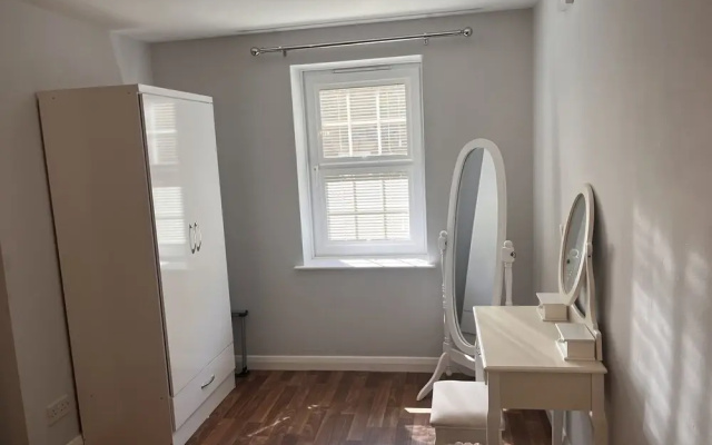 Lovely 2-bed Apartment in Wincanton Somerset