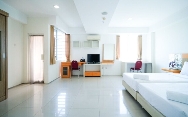 Strategic Studio Apartment At High Point Serviced