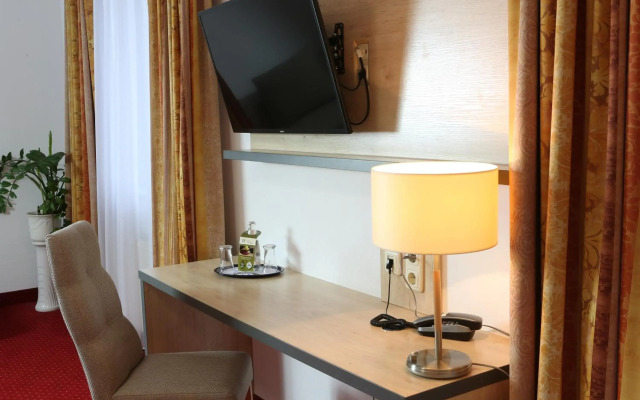 Hotel 3 Linden