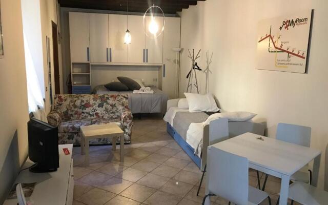 MyRoom Center Flat