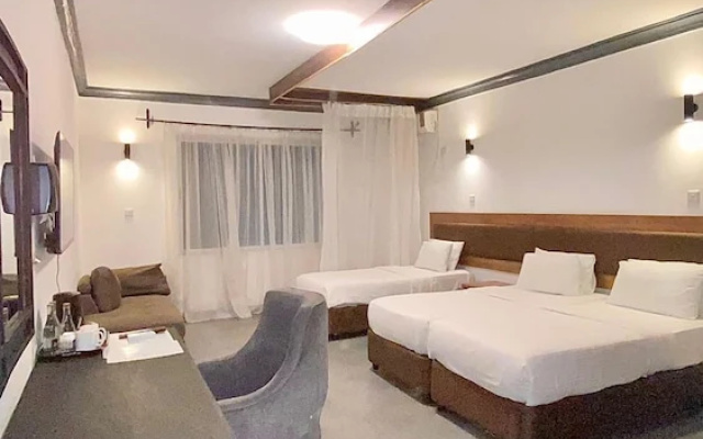 Armaan Suites and Restaurant
