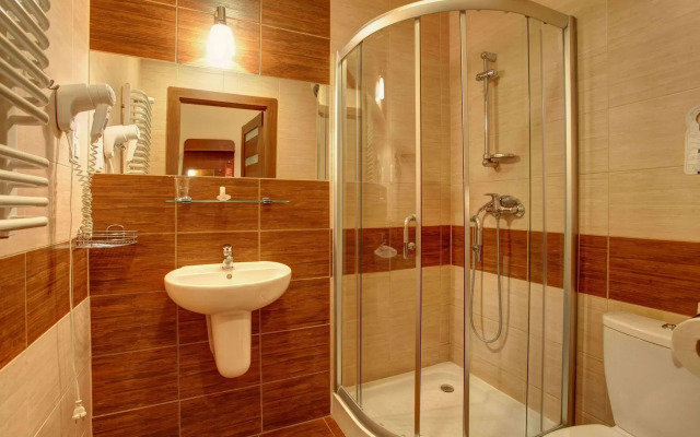 Lothus Hotel