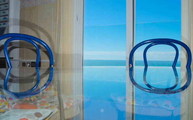 He'e Nalu Surf Camp Morocco
