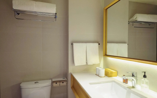 Ji Hotel Lujiazui Babaiban