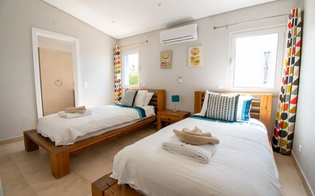 Casa Ana Superbly Renovated With Heated Private