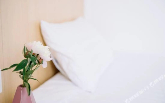 Qingzhu Huaduo Express Hotel (Qingdao Tongfu Road Women's and Children's Hospital)