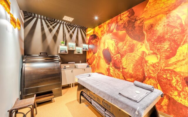 Wellton Riverside Spa Hotel