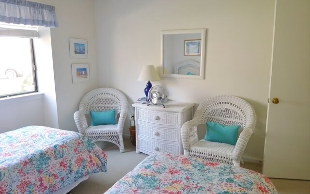 92 Eaton - 2 Bedroom Condo