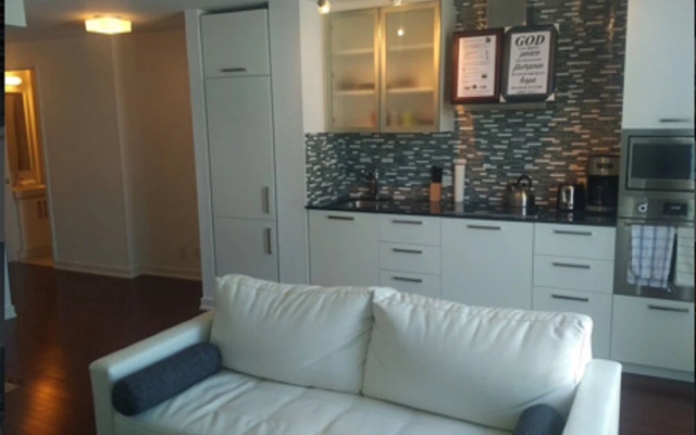 Trinity Suites - Condo on York Street I