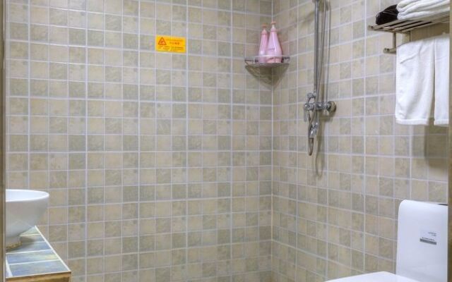 Qingdao Proud House