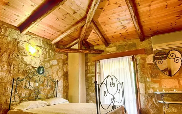 Artemis Luxury Villa