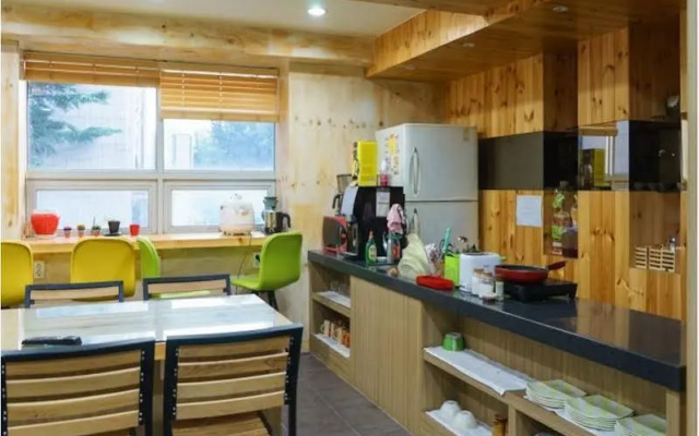 Guesthouse Korea Busan Station