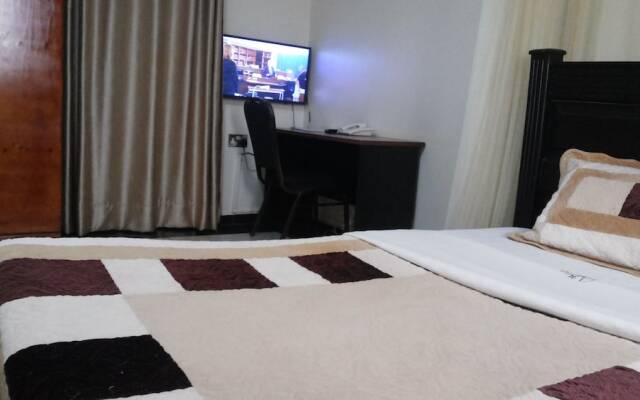 Hotel Good News