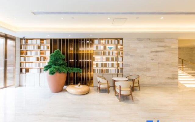 JI Hotel Shanghai Huaihai Zhong Road