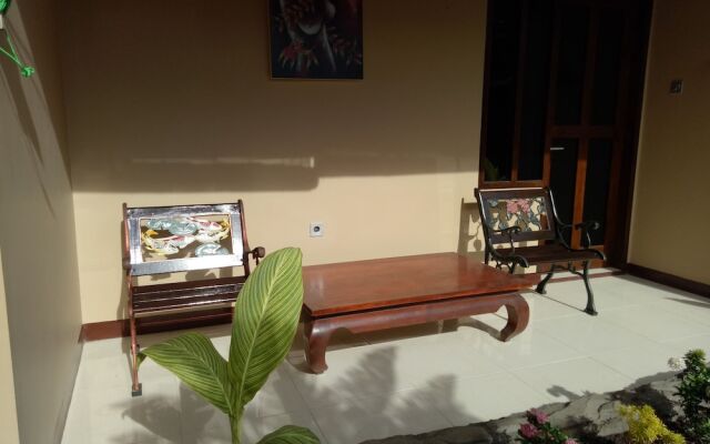 Villa Yukie Senggigi