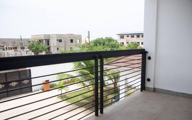 Luxuriously Finished 4-bed House in Tema Comm 25