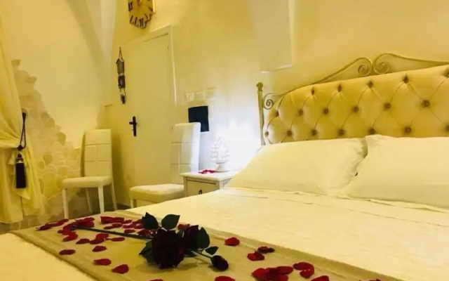 26 Suite Home