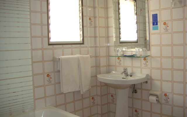 Hotel Tres Jotas