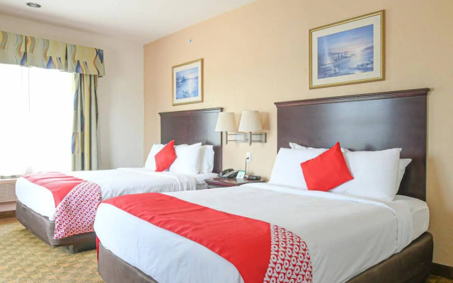 OYO Townhouse Houston Brookhollow