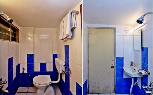 Hotel Majestic Deluxe Lodging by OYO Rooms