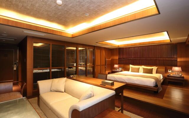 Urban Villa Konaya Hotel