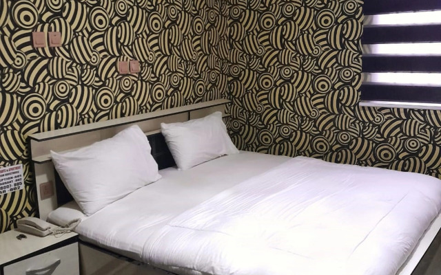 Chukzie Suites & Apartments