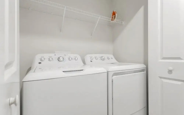 4815lulaby 4 Bedroom Townhouse
