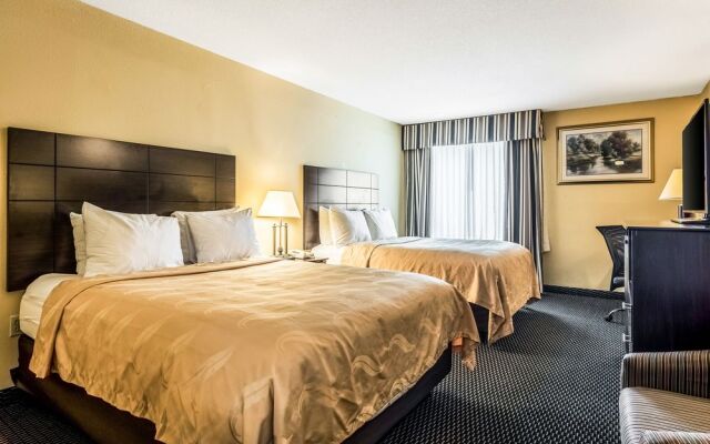 Executive Inn & Suites