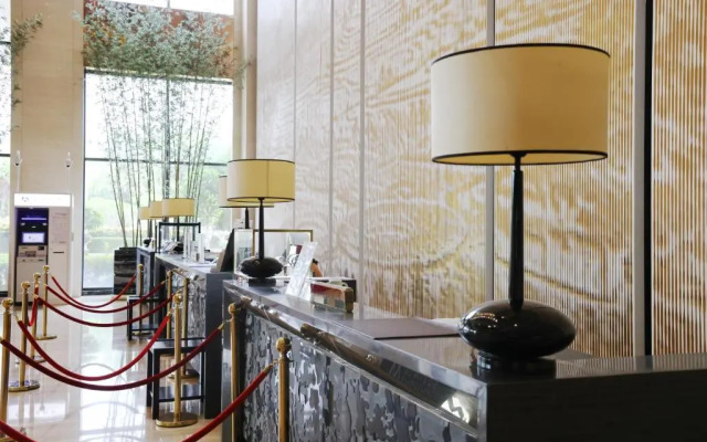 Howard Johnson by Wyndham Changsheng Plaza Meizhou