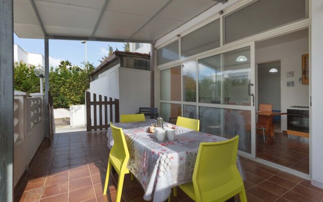 2727 Villetta Chiara Blu Piano Terra by Barbarhouse