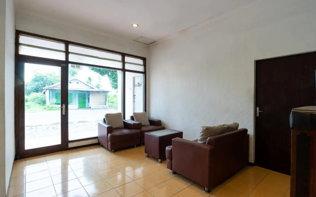 OYO 2454 Wanawiyata Homestay