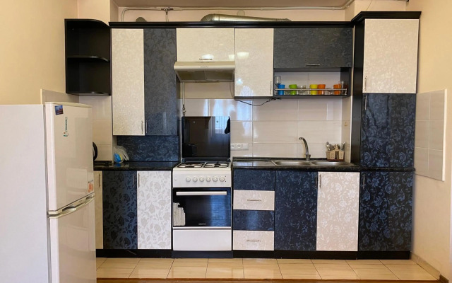 Argishti street, 2 bedrooms Spacious, Sunny apartment GL148