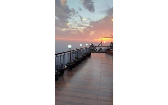 Sunset Chalet- A Boutique Homestay, Bhatta, Mussoorie