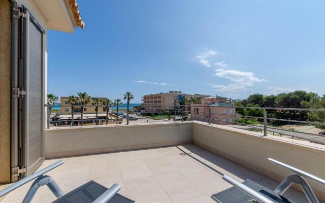 YourHouse Antonia, sea view house with terrace