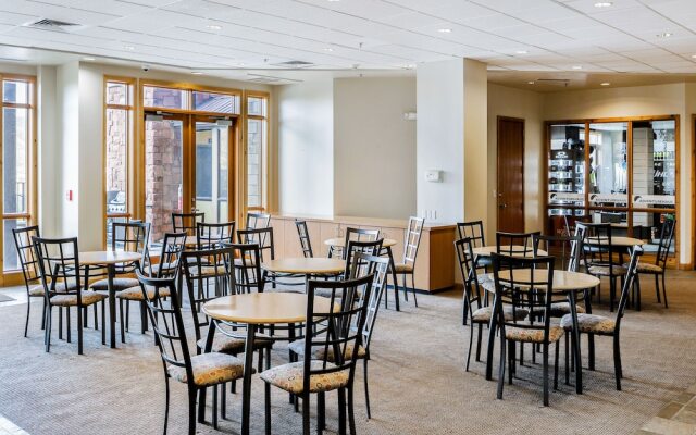 Lake View Ski Chalet