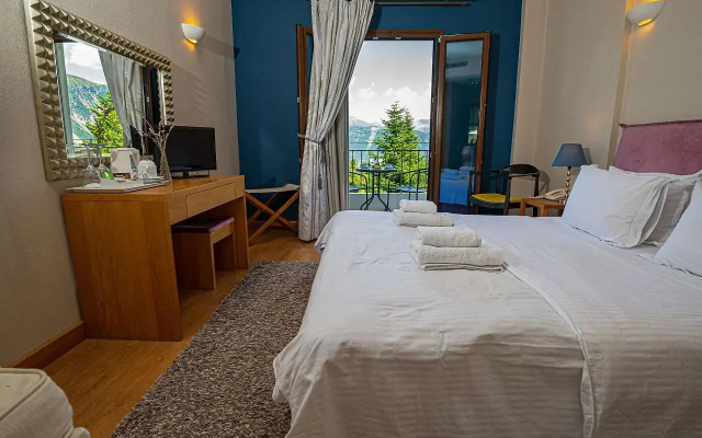 Anavasi Mountain Resort