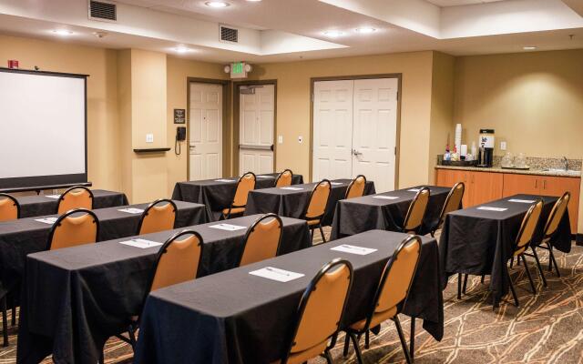 Hampton Inn & Suites Lathrop