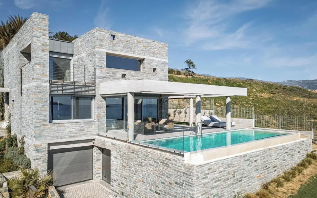 Luxurious Seafront Villa Karystos