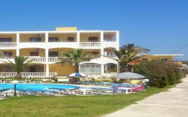 Ananias Hotel